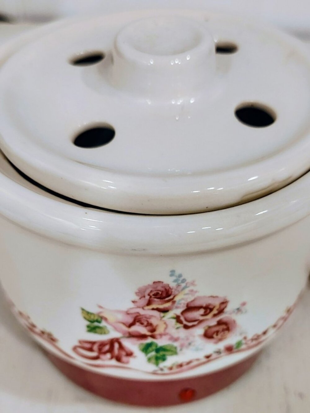 Vintage Electric Simmer Potpourri Pot, Floral Design